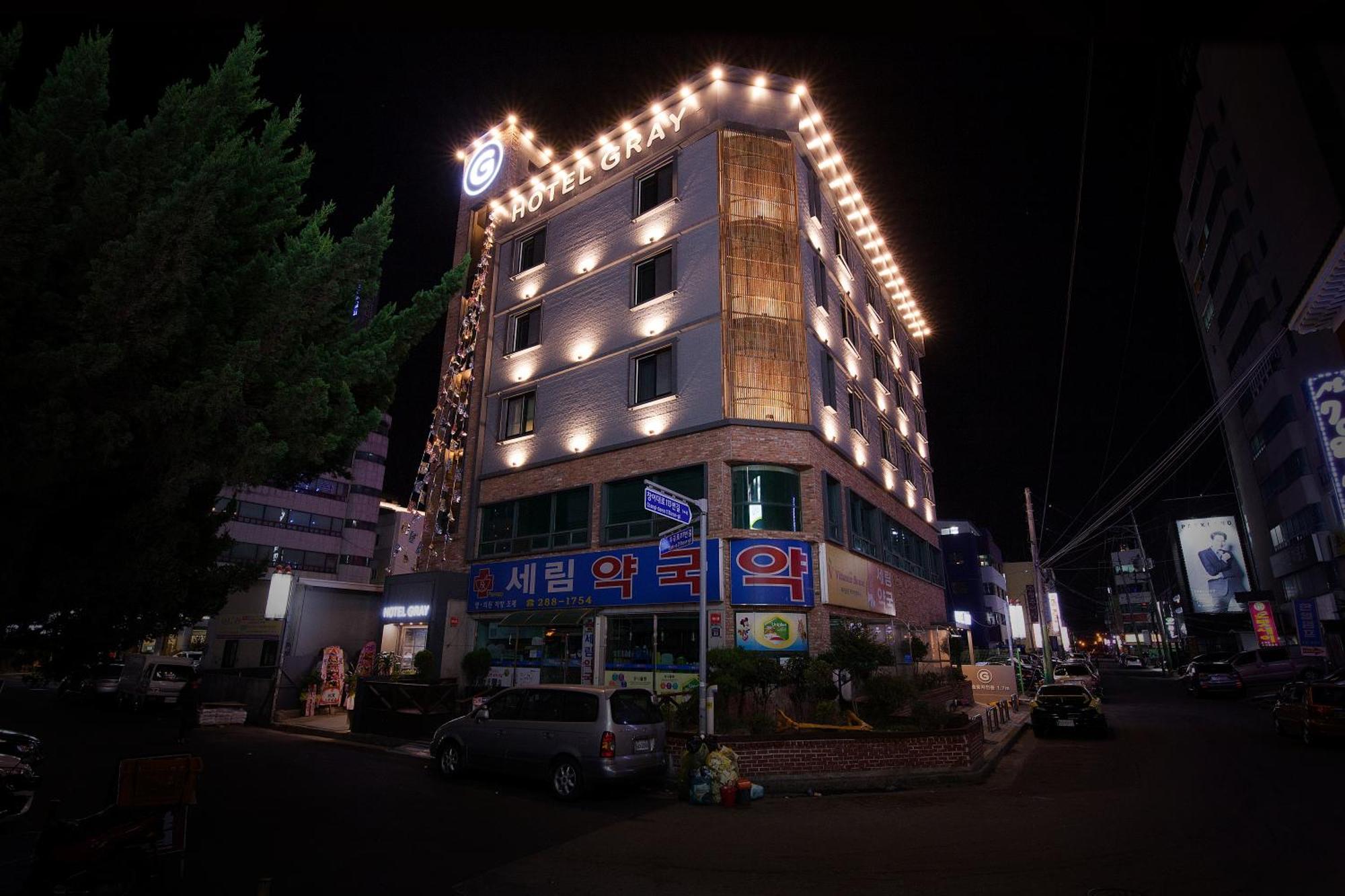 Hotel Gray Changwon Extérieur photo